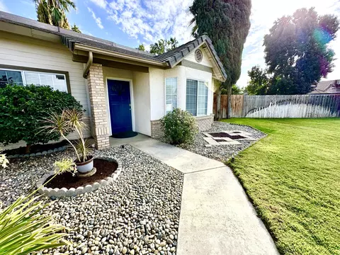 Exterior - 785 Heath Ct, Lemoore, CA 93245 photo 3 of 15