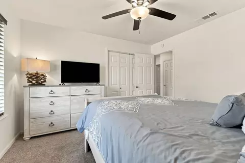 Bedroom - 40718 Old Three Rivers Rd, Three Rivers, CA 93271 photo 3 of 5