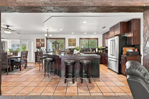 Kitchen - 40718 Old Three Rivers Rd, Three Rivers, CA 93271 photo 6 of 6