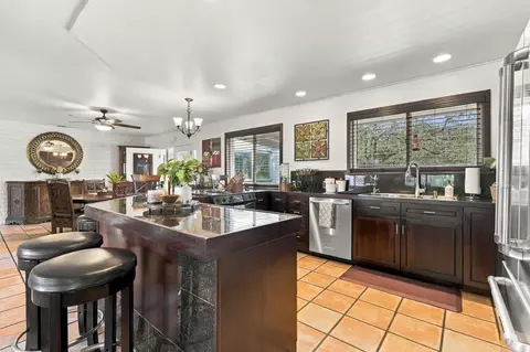 Kitchen - 40718 Old Three Rivers Rd, Three Rivers, CA 93271 photo 2 of 6