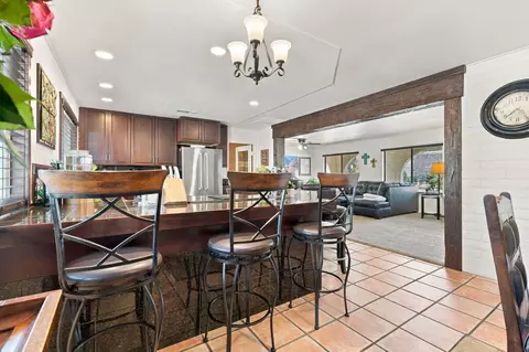 Kitchen - 40718 Old Three Rivers Rd, Three Rivers, CA 93271 photo 5 of 6