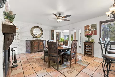 Dining - 40718 Old Three Rivers Rd, Three Rivers, CA 93271 photo 1 of 4