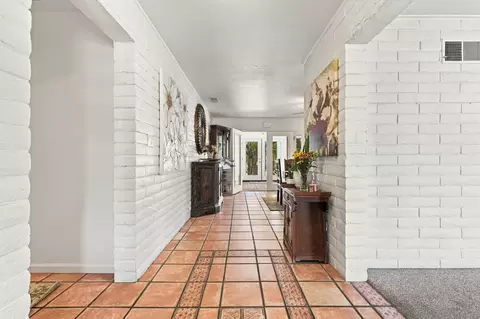 Entry Way - 40718 Old Three Rivers Rd, Three Rivers, CA 93271 photo 2 of 2