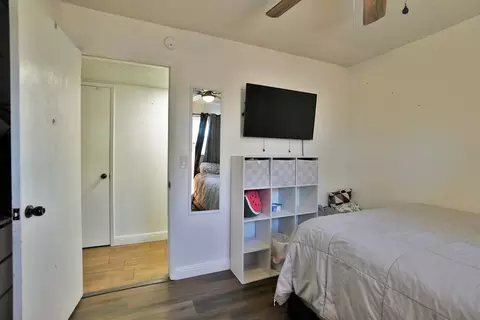 Bedroom - 641 Meadow Ln, Lemoore, CA 93245 photo 3 of 9