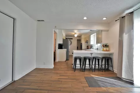 Other - 641 Meadow Ln, Lemoore, CA 93245 photo 4 of 8