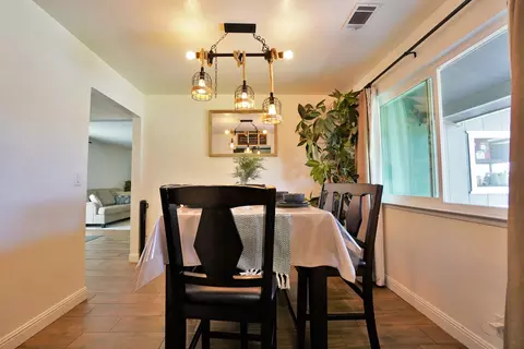 Dining - 641 Meadow Ln, Lemoore, CA 93245 photo 1 of 4