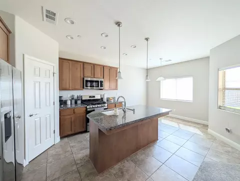 Kitchen - 1135 E Seeger Ave, Visalia, CA 93292 photo 1 of 3