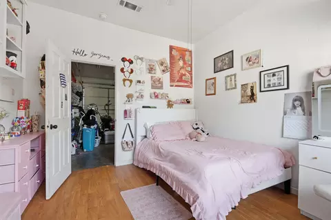 Bedroom - 1480 E Bardsley Ave, Tulare, CA 93274 photo 7 of 9