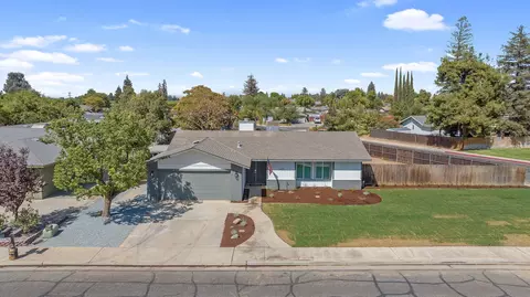 View/Area - 1409 Joyce Pl, Exeter, CA 93221 photo 8 of 8