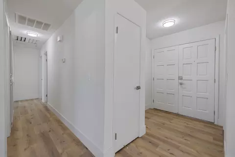 Entry Way - 1409 Joyce Pl, Exeter, CA 93221 photo 3 of 5