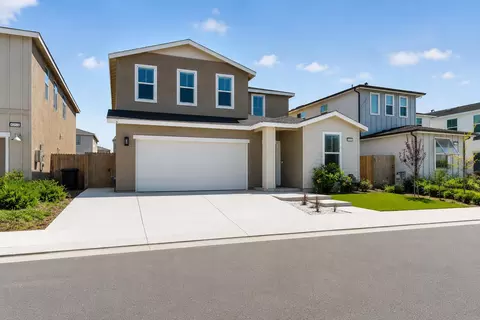 Exterior - 4242 Hampton Way, Clovis, CA 93619 photo 5 of 5