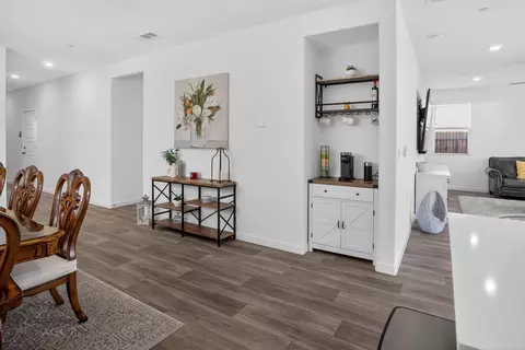 Entry Way - 4242 Hampton Way, Clovis, CA 93619 photo 2 of 10