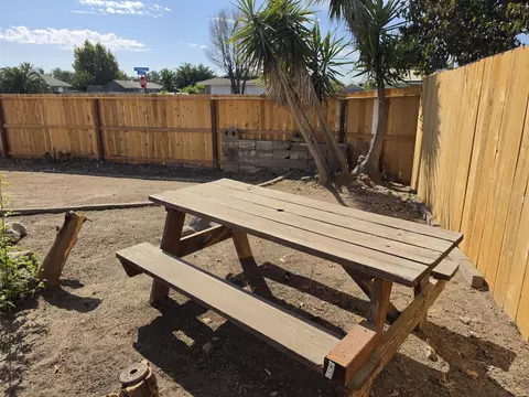 Exterior - 1482 E Walnut Ave, Tulare, CA 93274 photo 5 of 8