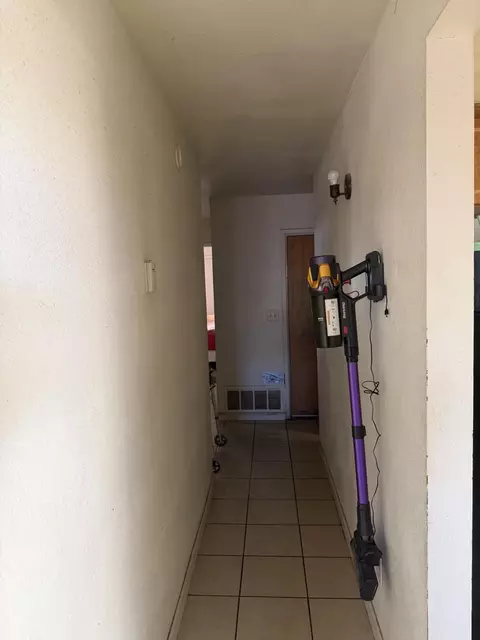 Entry Way - 220 E Harold Ct, Visalia, CA 93291 photo 3 of 3