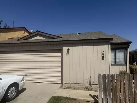 Exterior - 220 E Harold Ct, Visalia, CA 93291 photo 2 of 10
