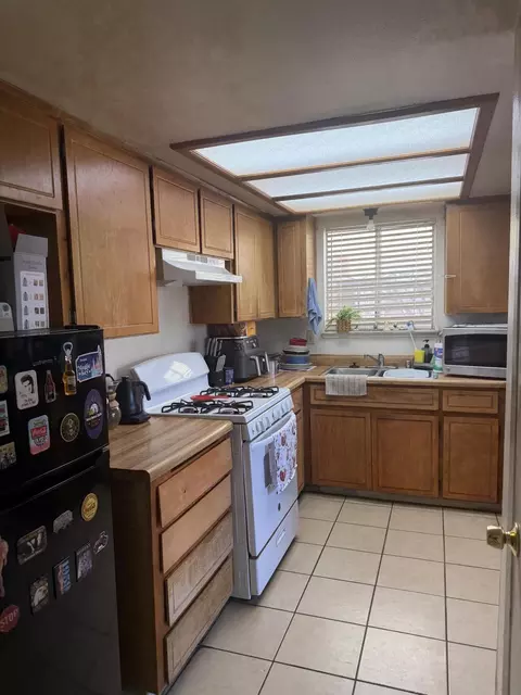 Kitchen - 220 E Harold Ct, Visalia, CA 93291 photo 3 of 3