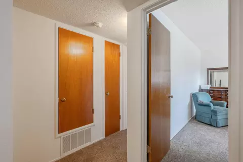Entry Way - 618 E Cypress Ave, Visalia, CA 93292 photo 3 of 3