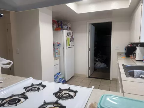 Kitchen - 229 E Harold Ct, Visalia, CA 93291 photo 1 of 5
