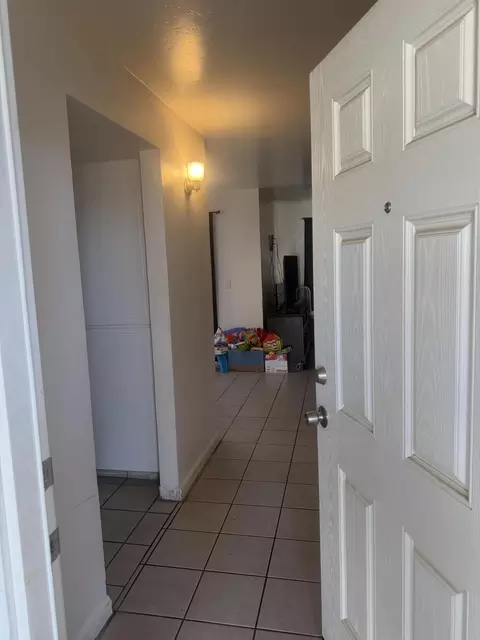 Entry Way - 229 E Harold Ct, Visalia, CA 93291 photo 2 of 9