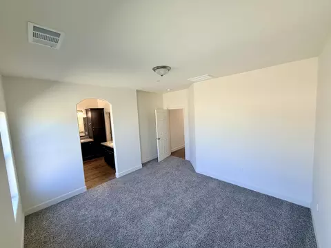313 Windsor St, Exeter, CA 93221 photo 5