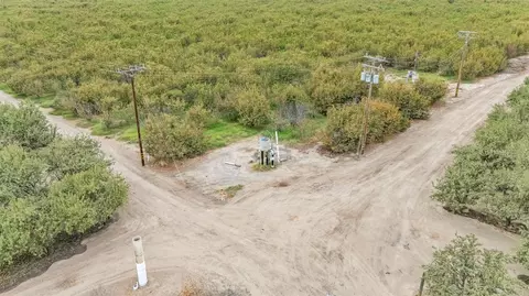 View/Area - Avenue 48, Earlimart, CA 93219 photo 5 of 5