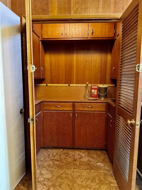 Kitchen - 237 Portola Ave, Exeter, CA 93221 photo 9 of 10