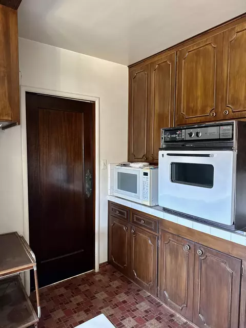 Kitchen - 237 Portola Ave, Exeter, CA 93221 photo 2 of 10