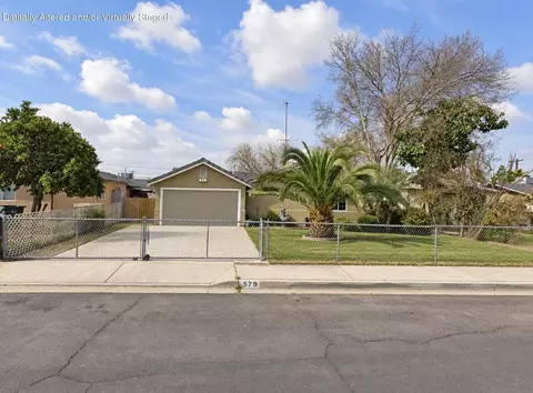 579 N Rose Ave, Farmersville, CA 93223