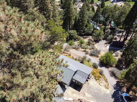 View/Area - 427 Sutherland Dr, Springville, CA 93265 photo 1 of 2