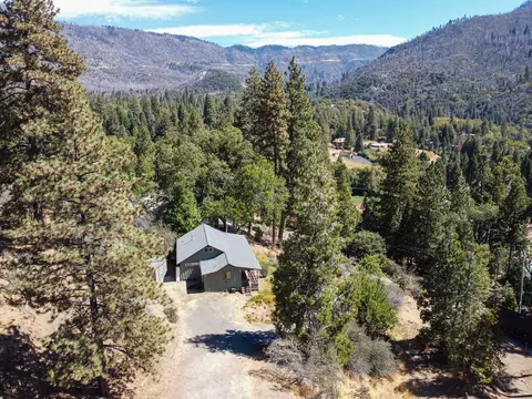 View/Area - 427 Sutherland Dr, Springville, CA 93265 photo 2 of 2
