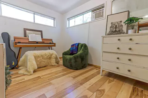 Bedroom - 427 Sutherland Dr, Springville, CA 93265 photo 1 of 4