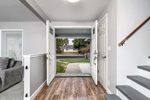 Entry Way - 1248 Ashland Dr, Lemoore, CA 93245 photo 1 of 1