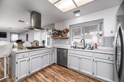 Kitchen - 1248 Ashland Dr, Lemoore, CA 93245 photo 2 of 3