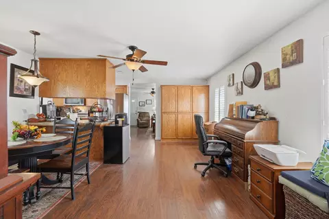 Entry Way - 403 Elm St, Hanford, CA 93230 photo 5 of 6