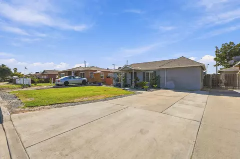 Other - 403 Elm St, Hanford, CA 93230 photo 3 of 16
