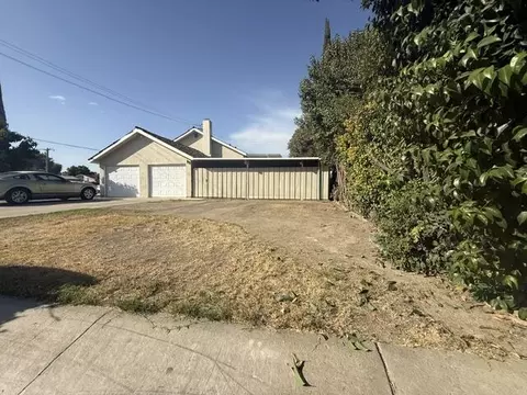 1234 S Demaree St, Visalia, CA 93277