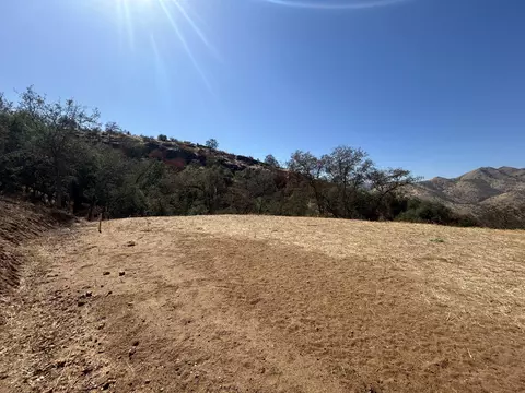 42367 Corral Dr, Three Rivers, CA 93271