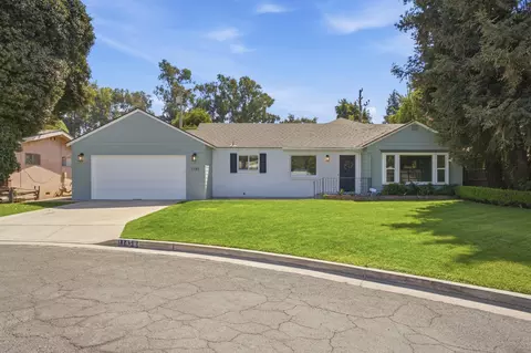 1143 W Howard Ave, Visalia, CA 93277