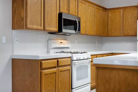 Kitchen - 1663 Port Ct, Tulare, CA 93274 photo 1 of 1