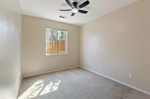 Bedroom - 1663 Port Ct, Tulare, CA 93274 photo 6 of 10