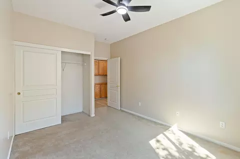 Bedroom - 1663 Port Ct, Tulare, CA 93274 photo 7 of 10