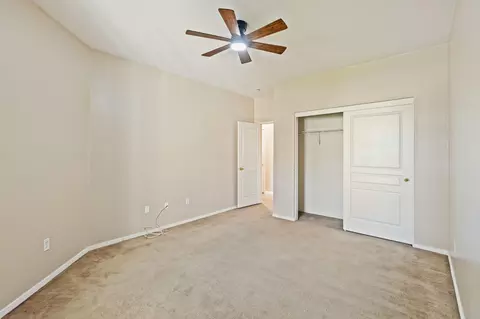 Bedroom - 1663 Port Ct, Tulare, CA 93274 photo 4 of 10