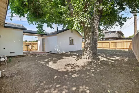 Exterior - 301 Lenox Ave, Exeter, CA 93221 photo 9 of 12