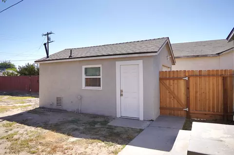 Other - 848 N E St, Tulare, CA 93274 photo 1 of 1
