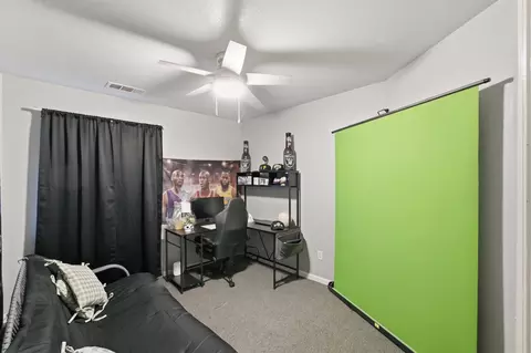 Bedroom - 1458 Mary Ct, Exeter, CA 93221 photo 1 of 8