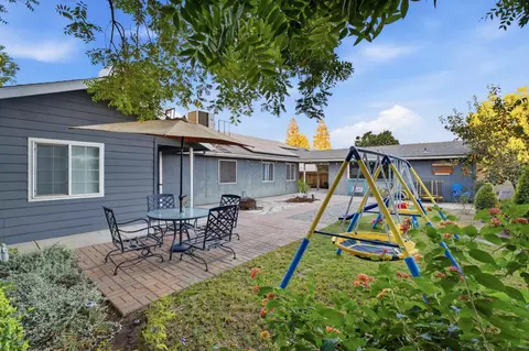Exterior - 1458 Mary Ct, Exeter, CA 93221 photo 9 of 12