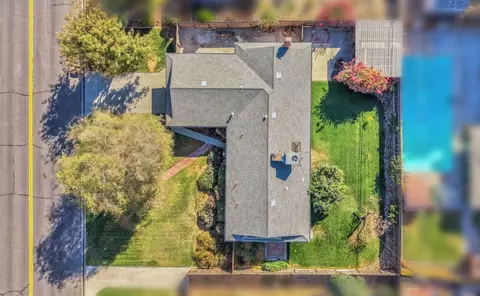 View/Area - 175 E Birch Ave, Hanford, CA 93230 photo 6 of 8