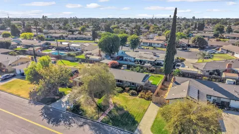 View/Area - 175 E Birch Ave, Hanford, CA 93230 photo 1 of 8
