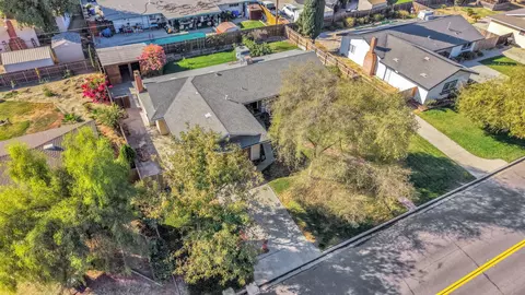 View/Area - 175 E Birch Ave, Hanford, CA 93230 photo 5 of 8