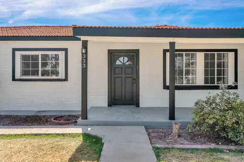 Exterior - 333 Oleander Ave, Lemoore, CA 93245 photo 3 of 7